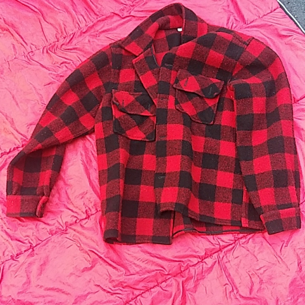 Wool shirt